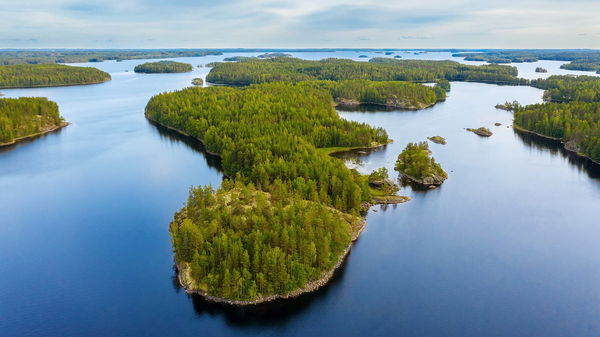 järvimaisema puhdas vesi ja luonto