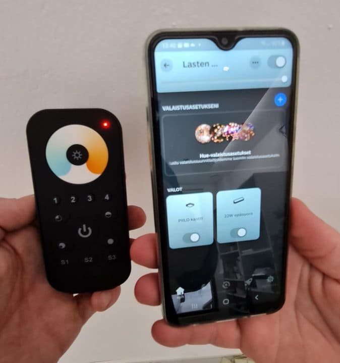 <p data-block-key="ys8d0">Värilämpötilan säätöön sopivalla kaukosäätimellä sekä mobiililla saadaan säädettyä valaistuksen valkoisen valon värilämpötilaa ja himmennystä.</p>